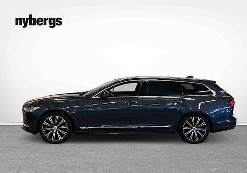 Volvo V90, 2022