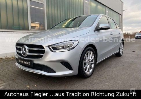 Mercedes-Benz B 180, 2019