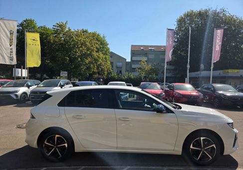 Opel Astra, 2025