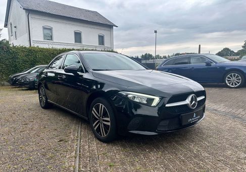 Mercedes-Benz A 250, 2022