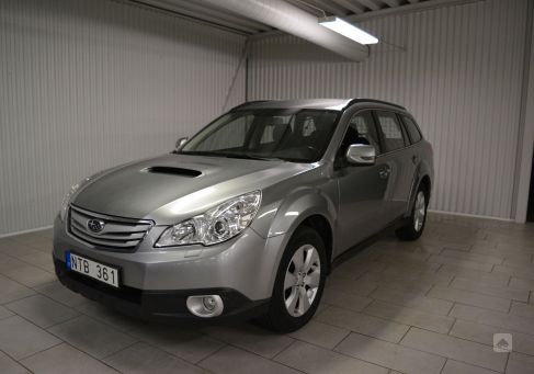 Subaru OUTBACK, 2011