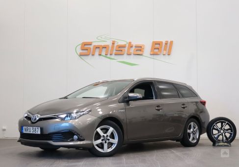 Toyota Auris Touring Sports, 2017