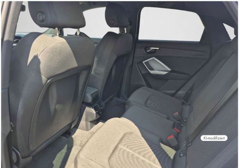 Audi Q3, 2022 3