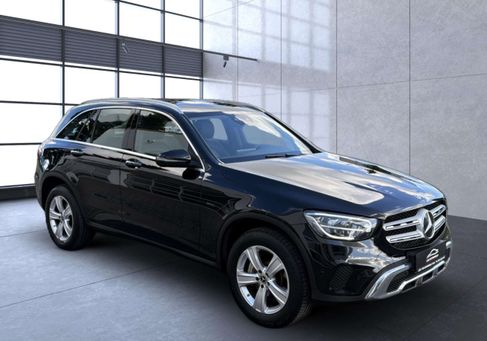 Mercedes-Benz GLC 300, 2021 3