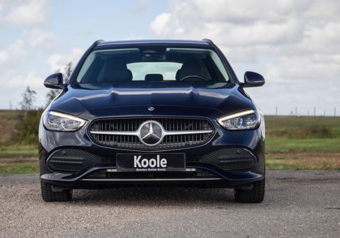 Mercedes-Benz C 300, 2022 2