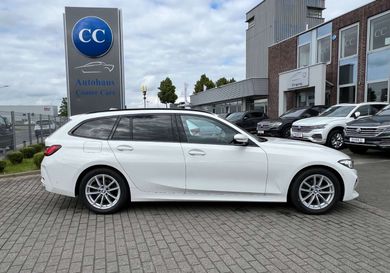 BMW 318, 2023