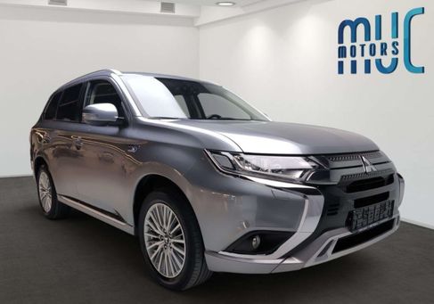 Mitsubishi Outlander, 2020