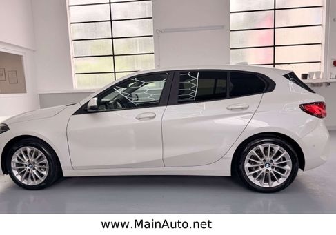 BMW 118, 2023