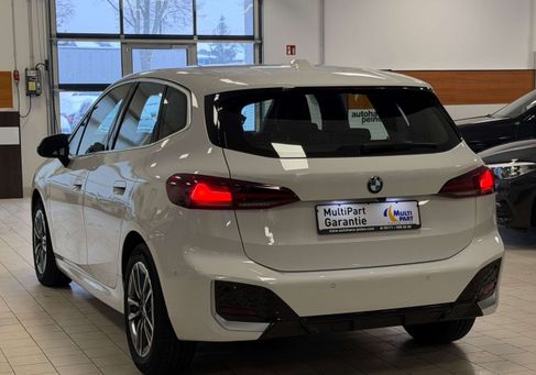 BMW 218, 2022 2