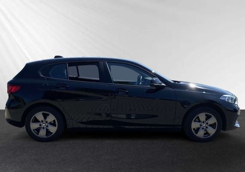 BMW 116, 2022