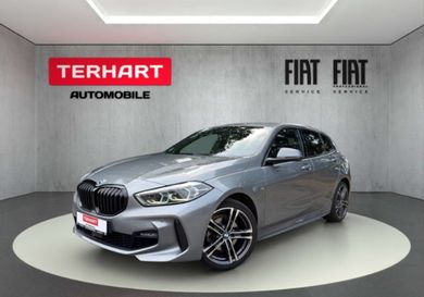 BMW 118, 2022