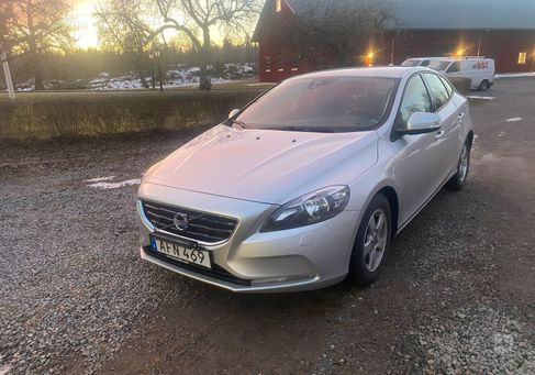 Volvo V40, 2014