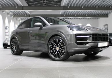 Porsche Cayenne, 2025