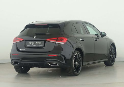 Mercedes-Benz A 250, 2021