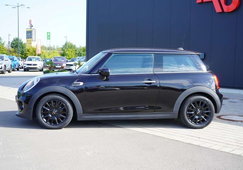 MINI ONE, 2020