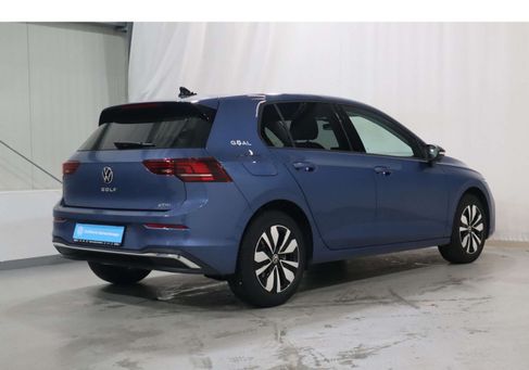 Volkswagen Golf, 2025