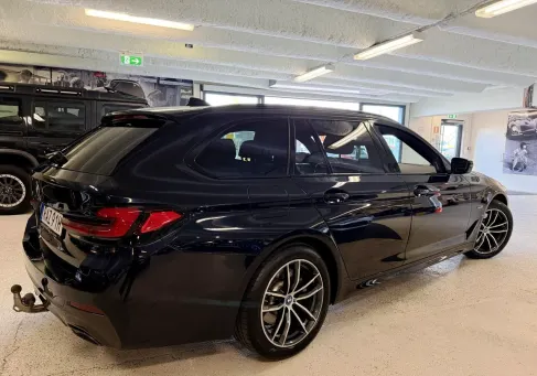 BMW 530, 2024 3