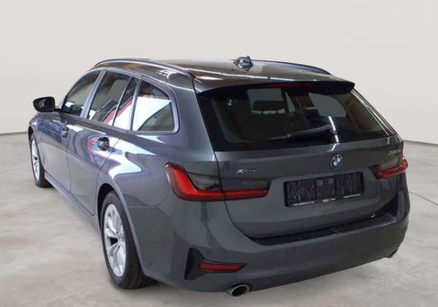 BMW 320, 2022