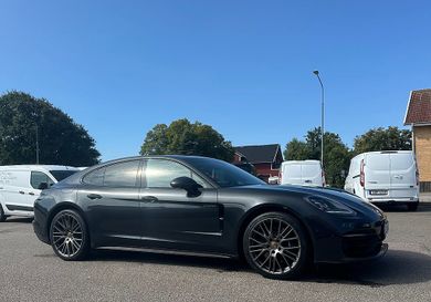 Porsche Panamera, 2023