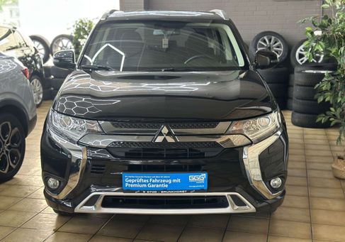 Mitsubishi Outlander, 2020