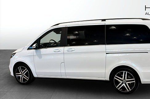 Mercedes-Benz V 250, 2025