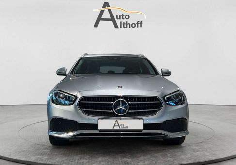 Mercedes-Benz E 200, 2020 2