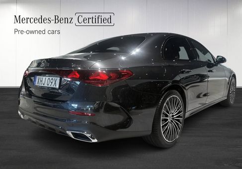 Mercedes-Benz E 300, 2026 3