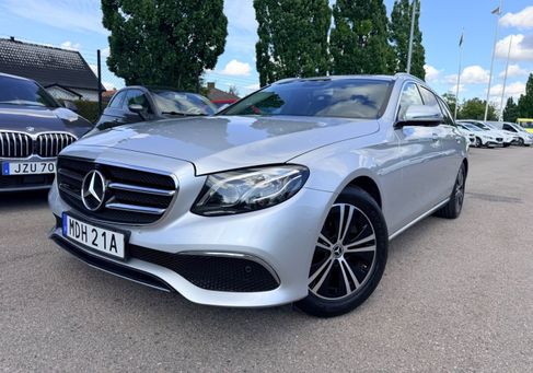 Mercedes-Benz E 200, 2020