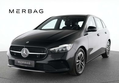 Mercedes-Benz B 200, 2023