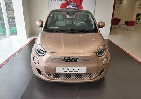 Fiat 500, 2022