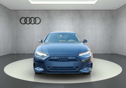 Audi A4, 2022