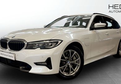 BMW 330, 2021