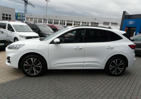 Ford Kuga, 2022