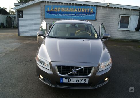 Volvo V70, 2011