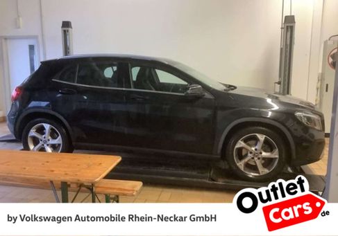 Mercedes-Benz GLA 180, 2019