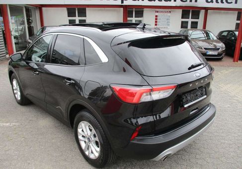 Ford Kuga, 2022