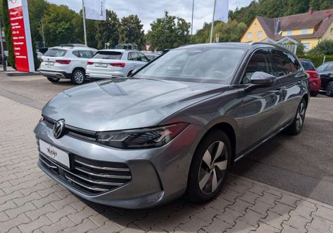 Volkswagen Passat Variant, 2024 3