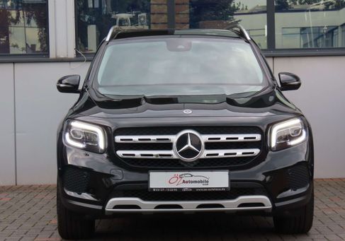 Mercedes-Benz GLB 200, 2023