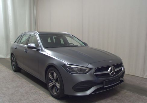 Mercedes-Benz C 200, 2022