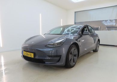 Tesla Model 3, 2021