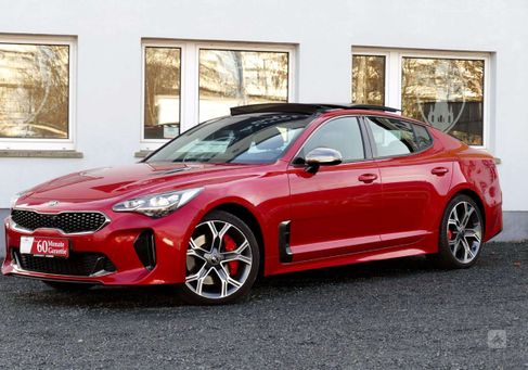 Kia Stinger, 2017