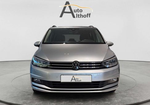 Volkswagen Touran, 2023 2