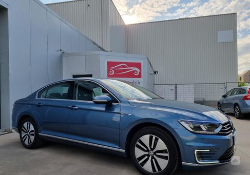 Volkswagen Passat, 2018