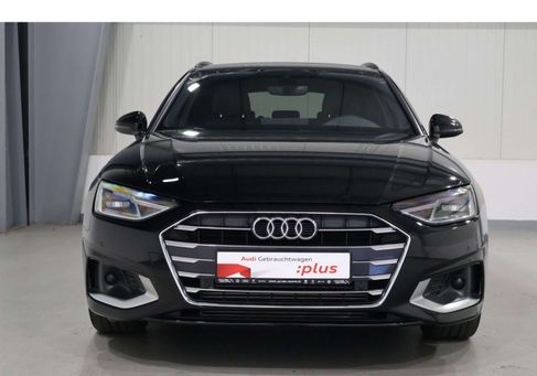 Audi A4, 2023