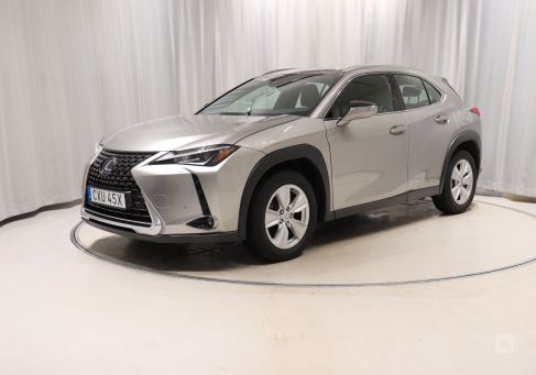 Lexus UX, 2021