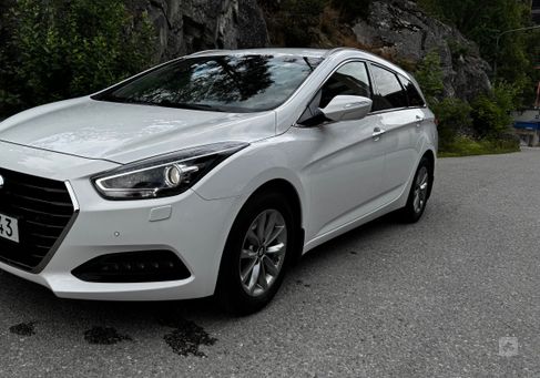 Hyundai i40, 2016