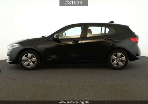 BMW 118, 2023