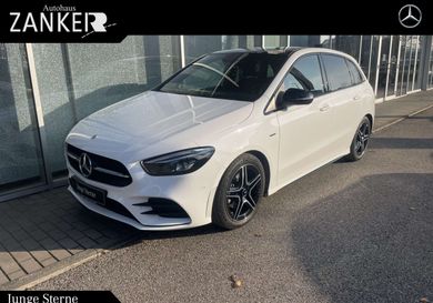 Mercedes-Benz B 200, 2022