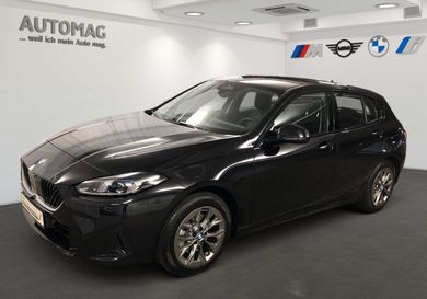 BMW 120, 2025