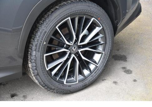 Lexus NX, 2024